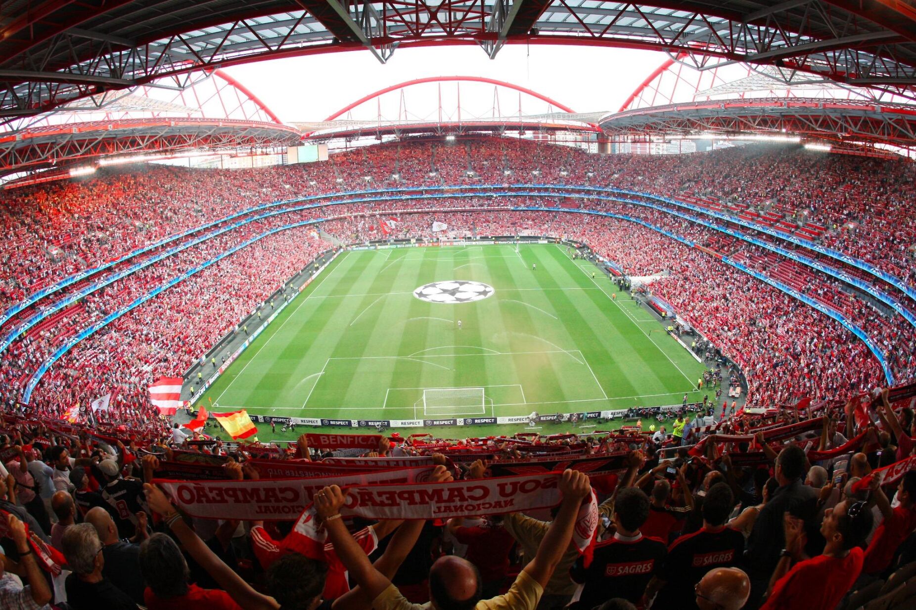 Novas informações sobre o homem que esfaqueou adepto no Estádio da Luz