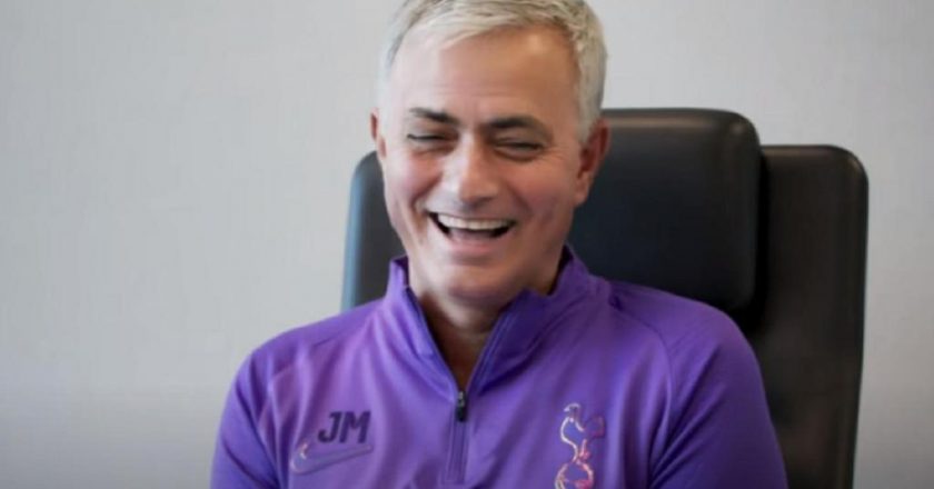 Mourinho voltou a sorrir (VÍDEO)