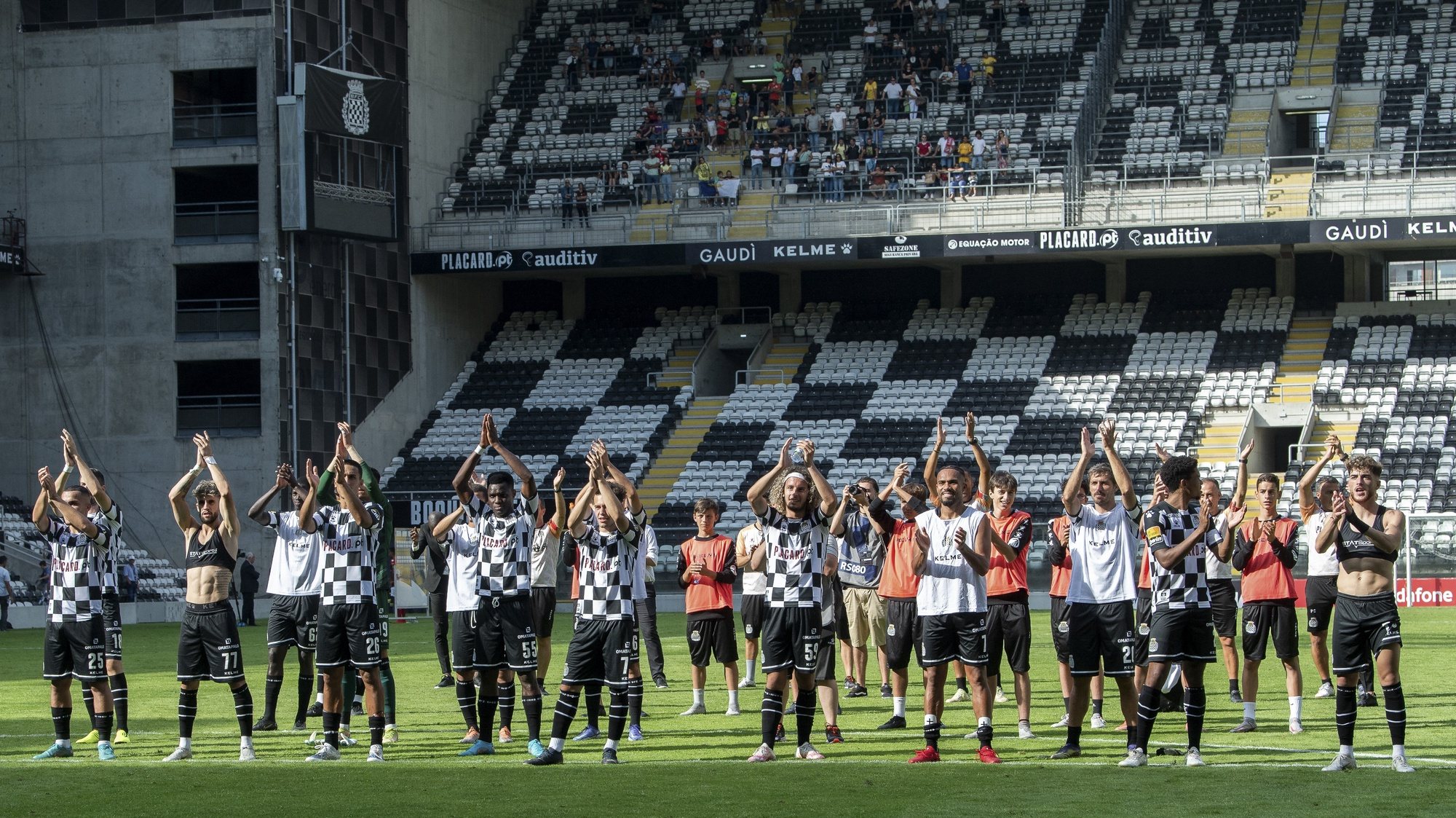 Treino do Boavista novamente cancelado. Funcionários novamente em greve