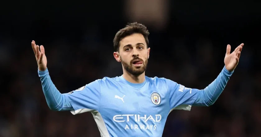 Bernardo Silva critica um dos problemas do futebol em Portugal: “Há coisas que têm de melhorar”