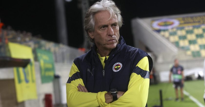 Jorge Jesus não se fica e vai fazer queixa à FIFA contra o Fenerbahçe