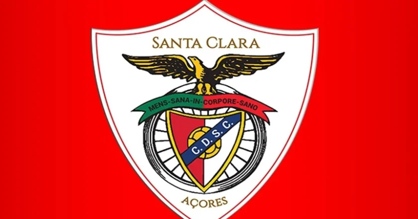 Santa Clara quer mudar o emblema e a culpa é do Benfica