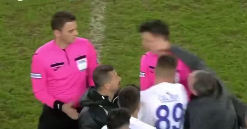 VIDEO: Presidente de um clube turco deu uma tareia a um árbitro depois do jogo