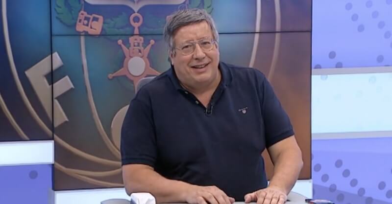 Manuel Serrão ofereceu uma prenda a Pinotes Batista e a António Salvador (VÍDEO)