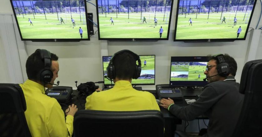 VAR pode acabar no futebol e o motivo é insolito