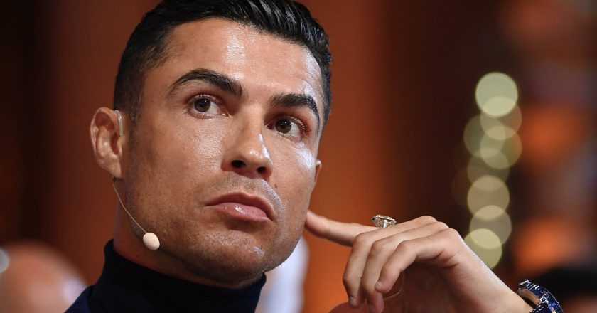 Cristiano Ronaldo deixou mensagem ao público chinês após lesão que o impede de jogar