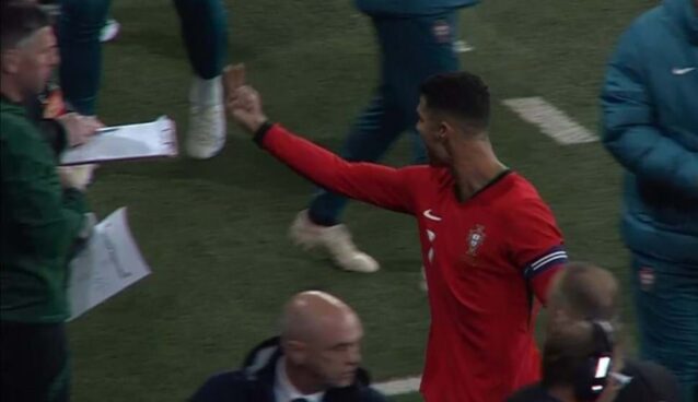 Cristiano Ronaldo furioso após a derrota e até se dirigiu ao árbitro (VÍDEO)