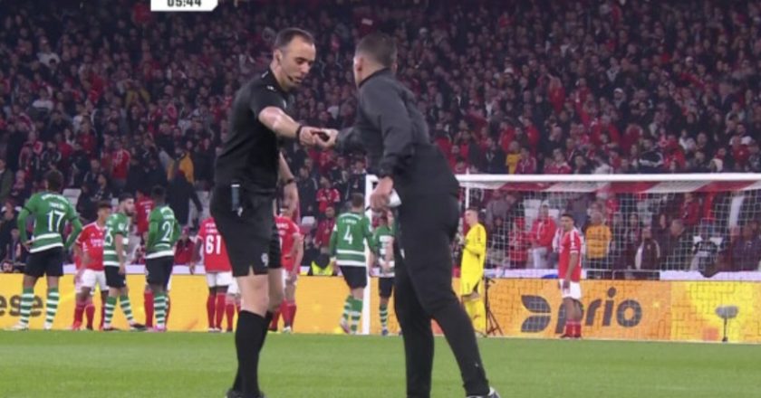 O momento mais insólito do jogo da Taça de Portugal entre Benfica e Sporting (VÍDEO)