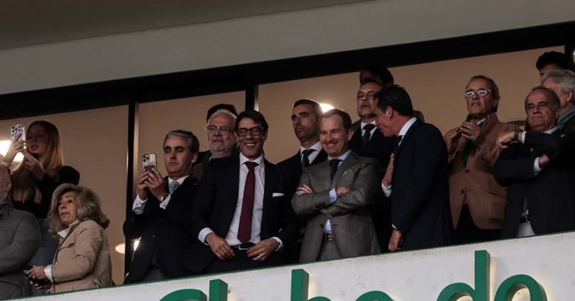 Fotografia de Rui Costa com Frederico Varandas dá que falar nas redes sociais com várias críticas