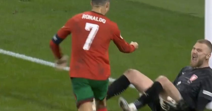 Após golo de Francisco Conceição, CR7 foi em direção ao guarda-redes da Chéquia e fez isto (VÍDEO)