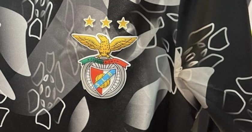 Camisola de treino revolucionária revolta adeptos do Benfica