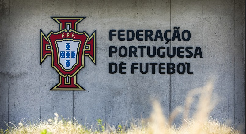 Dois dirigentes, dois jogadores e um clube acusados de corrupção agravada em Portugal