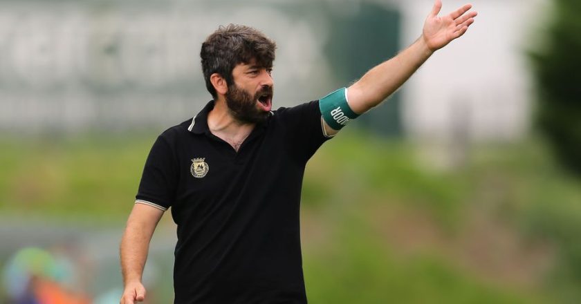 Treinador do Rio Ave SEM PAPAS NA LÍNGUA comenta expulsão de Patrick William