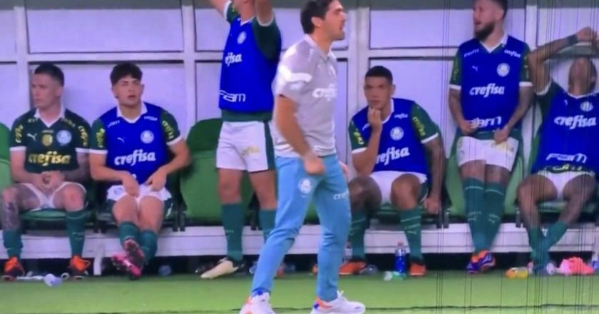 Palmeiras foi eliminado e Abel Ferreira foi expulso após um gesto inapropriado (VÍDEO)