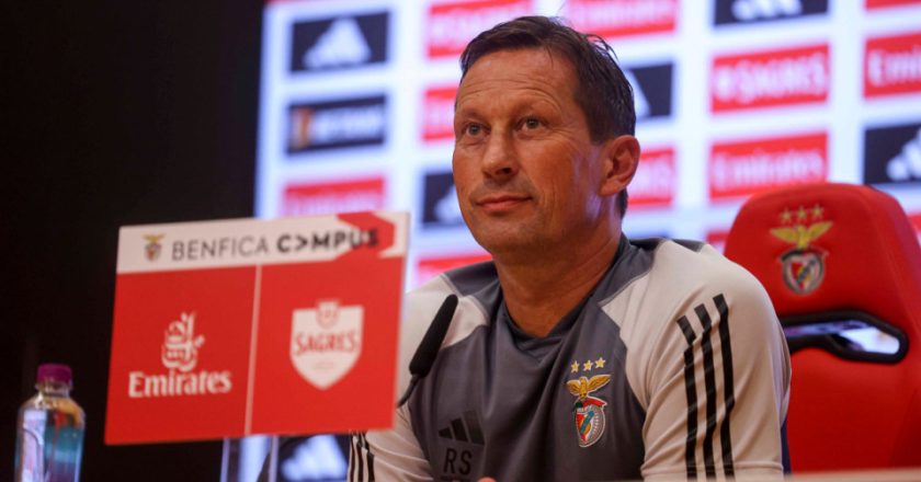 O valor que o Benfica tem de pagar se quiser despedir Roger Schmidt