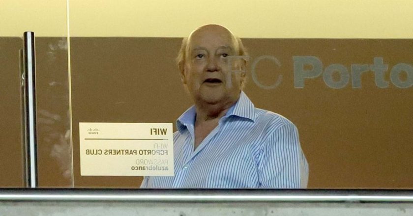 A lutar contra um cancro, Pinto da Costa voltou ao Estádio do Dragão e há pormenor que saltou à vista de todos