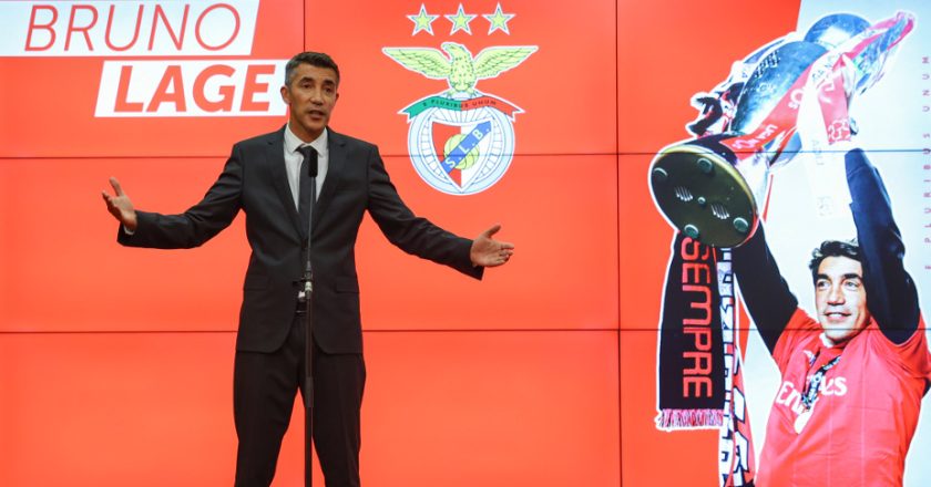 O pormenor da apresentação de Bruno Lage que não escapou aos adeptos do Benfica (VÍDEO)