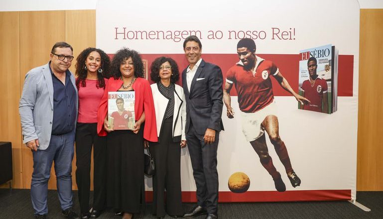 Rui Costa apresenta fotobiografia de Eusébio