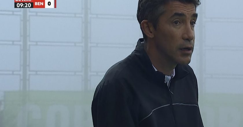 Bruno Lage não gostou da interrupção do Nacional x Benfica