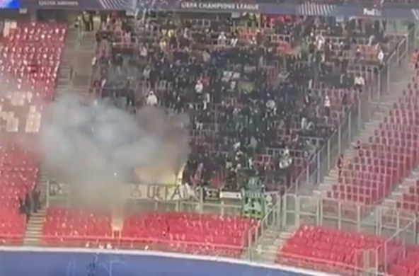 Adeptos do Sporting estavam proibidos pela UEFA de entrar no Estádio, entraram e fizeram isto … (VÍDEO)