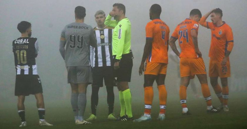 Alteração na equipa de arbitragem do Nacional x Porto pela segunda vez