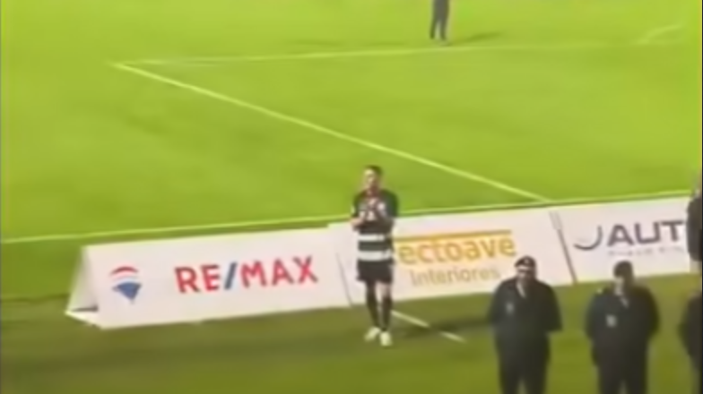 Gyokeres foi agradecer aos adeptos … SOZINHO! (VÍDEO)