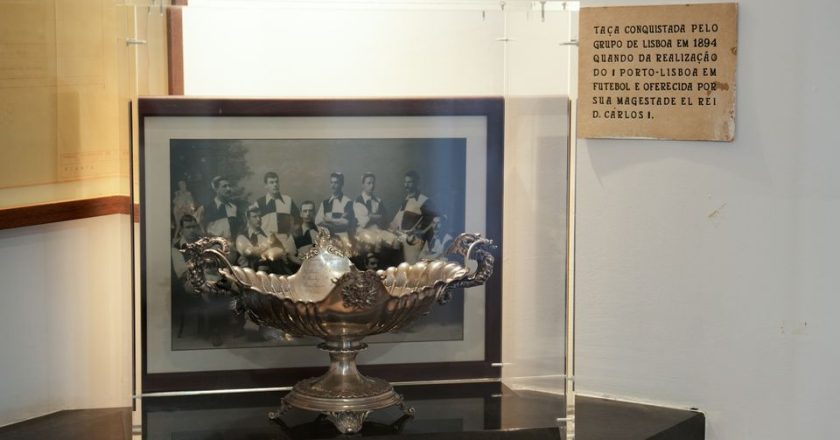 Este foi o primeiro troféu do futebol português