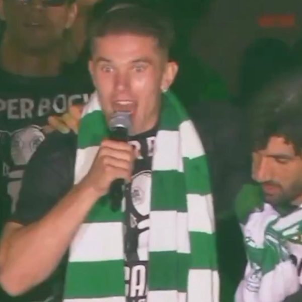 Momento de Gyokeres com Esgaio nos festejos do título tornou-se viral (VÍDEO)