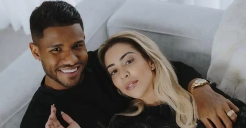 Esposa de Matheus Reis EXPÕE a cara de várias pessoas que enviaram mensagens ameaçadoras (VÍDEO)