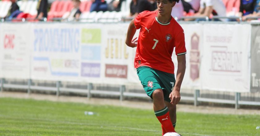 Cristianinho estreia-se a titular, saiu aos 59 minutos e Portugal empata