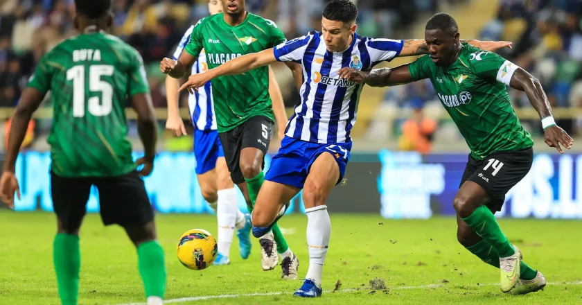 30 minutos de jogo e o FC Porto de Anselmi já está a perder frente ao Moreirense (VÍDEO DO GOLO)