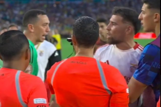 Marchesín revela conversa com Otamendi após discussão no Boca-Benfica