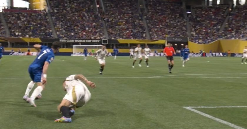 Golaço de Pedro Neto no Mundial de Clubes que está a correr mundo (VÍDEO)