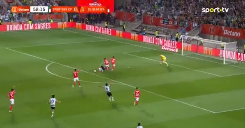 Ficou por assinalar penalti para o Sporting após lance de Harder e Otamendi na área? (VÍDEO)