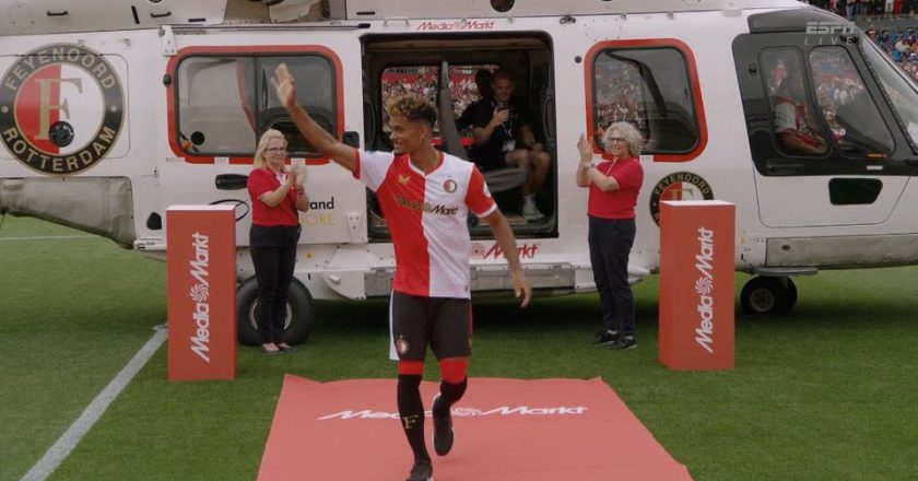 Gonçalo Borges apresentou-se no Feyenoord … de helicóptero