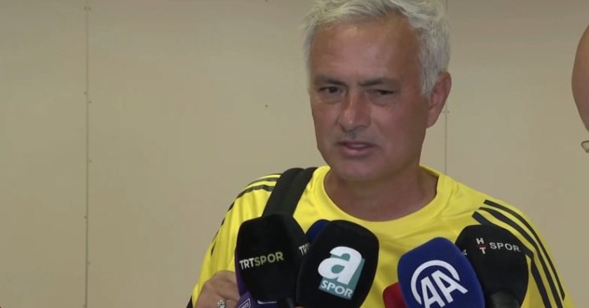 As declarações de José Mourinho após perder frente ao Benfica que estão a dar que falar (VÍDEO)