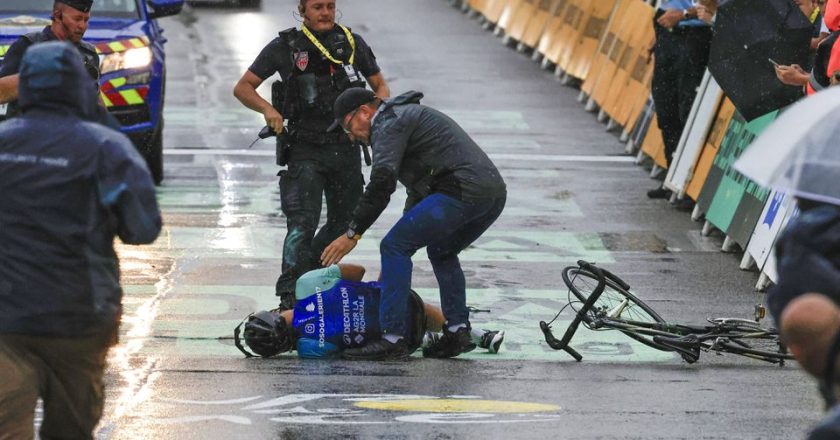 Pena de prisão para ciclista amador que invadiu etapa do Tour