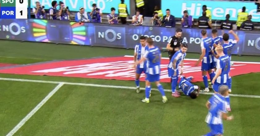 Luuk de Jong estreia-se a marcar na liga e FC Porto vence em Alvalade (VÍDEO DO GOLO)