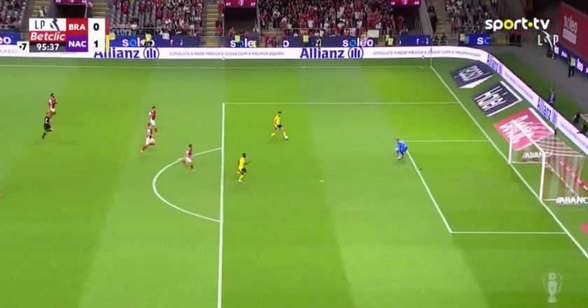 Braga-Nacional marcado por um dos maiores falhanços no ano