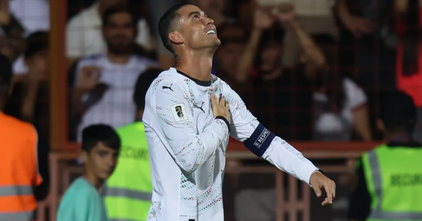 Cristiano Ronaldo ultrapassou Lionel Messi e está perto de mais um recorde