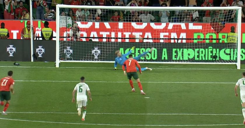 O penálti falhado por Cristiano Ronaldo frente à Irlanda (VÍDEO)