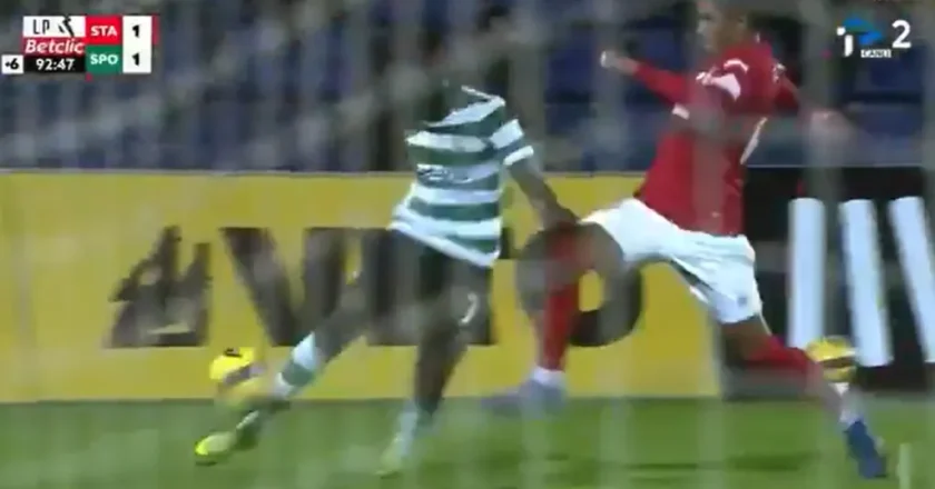 Santa Clara apresenta queixa pela arbitragem frente ao Sporting