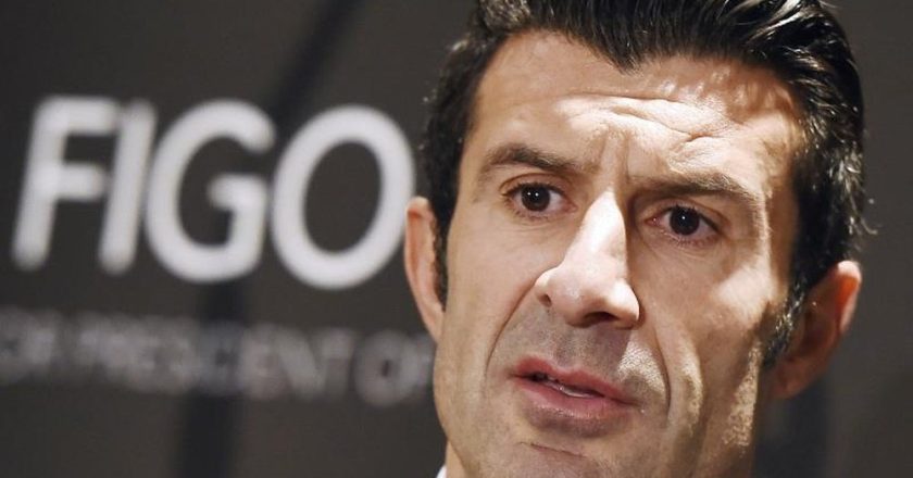 Luís Figo em troca de acusações com sportinguistas nas redes sociais