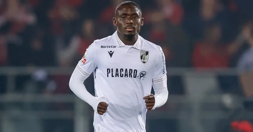 Gesto de jogador do Vitória após conquista da Taça da Liga que está a dar que falar (VÍDEO)